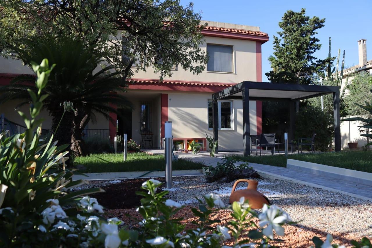 Bed&Breakfast Villa Nora Quartu SantʼElena Exteriér fotografie