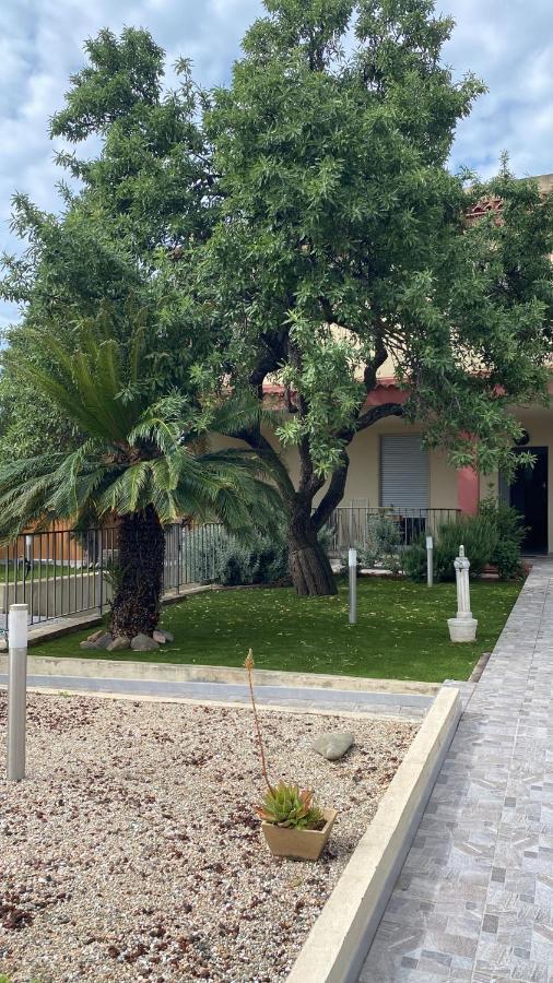 Bed&Breakfast Villa Nora Quartu SantʼElena Exteriér fotografie